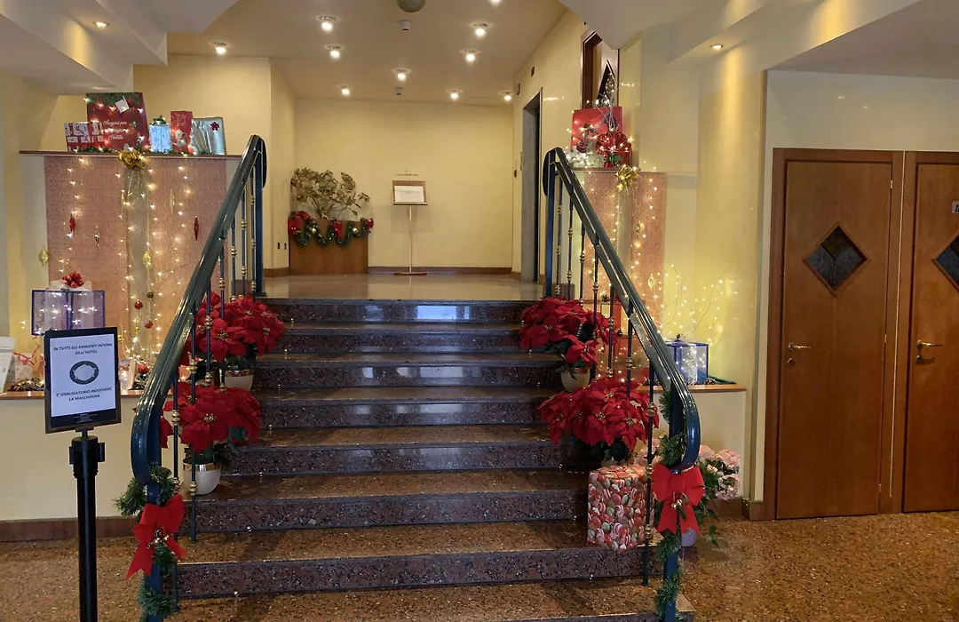 Savant Hotel-1